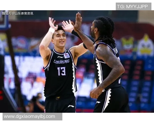 武汉网球队在总决赛积分榜上以85分稳居第一展现强劲实力 武汉网球队在总决赛积分榜上以85分稳居第一展现强劲实力