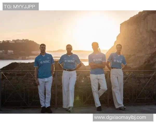 足球明星与俱乐部合影留念展现团队精神与荣耀时刻的精彩瞬间