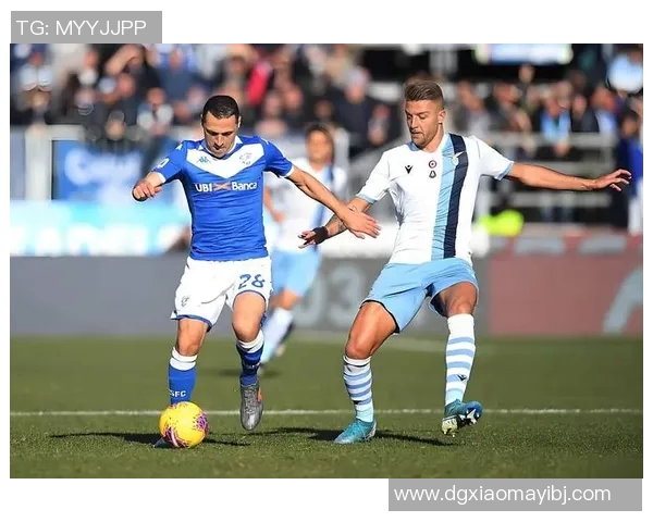 足球明星如何运用防门技巧提升球队防守实力与比赛胜率解析 足球明星如何运用防门技巧提升球队防守实力与比赛胜率解析